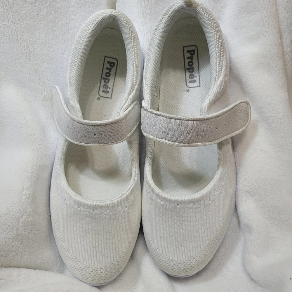 NIB Propét Women's Travel bound Mary Jane Flat Size 12 M (B) Off White - Picture 11 of 11